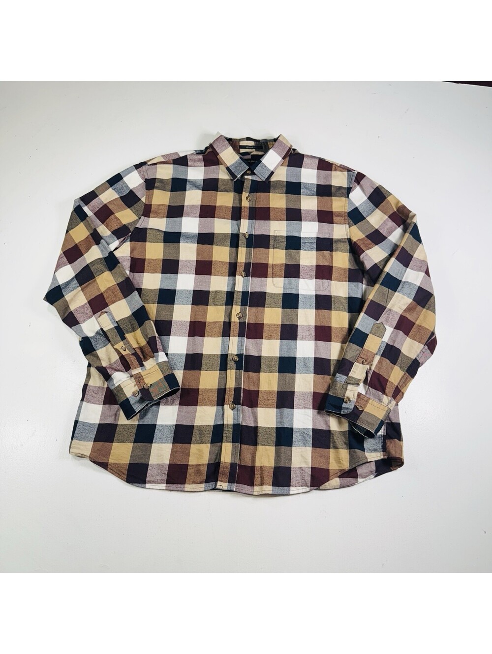 Banana Republic Untucked Flannel Shirt Red Navy Plaid Men’s Size XL